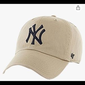 Yankee beige hat